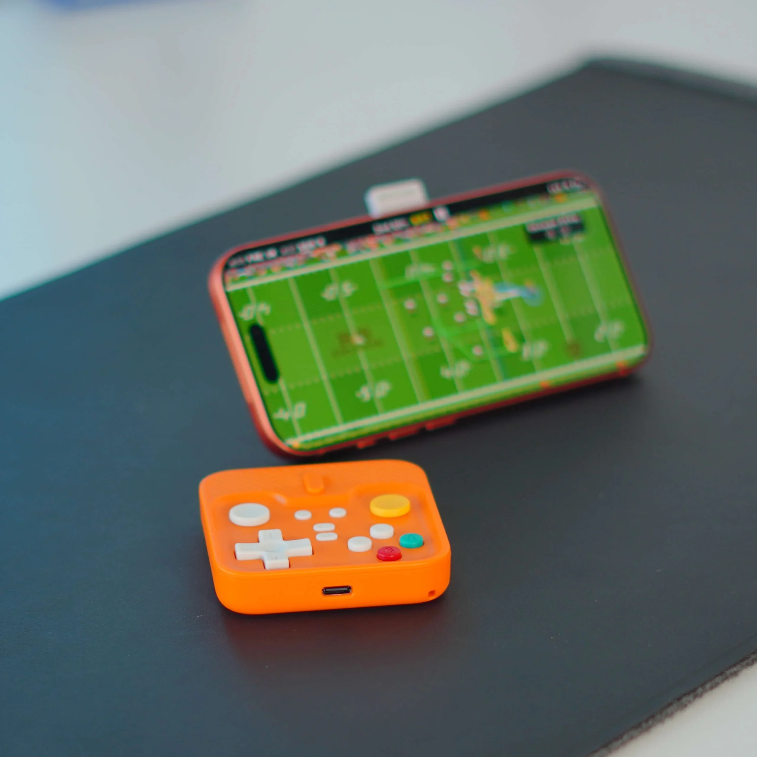 Nikmati Permainan Retro di iPhone dengan Pengontrol MagSafe Ringkas