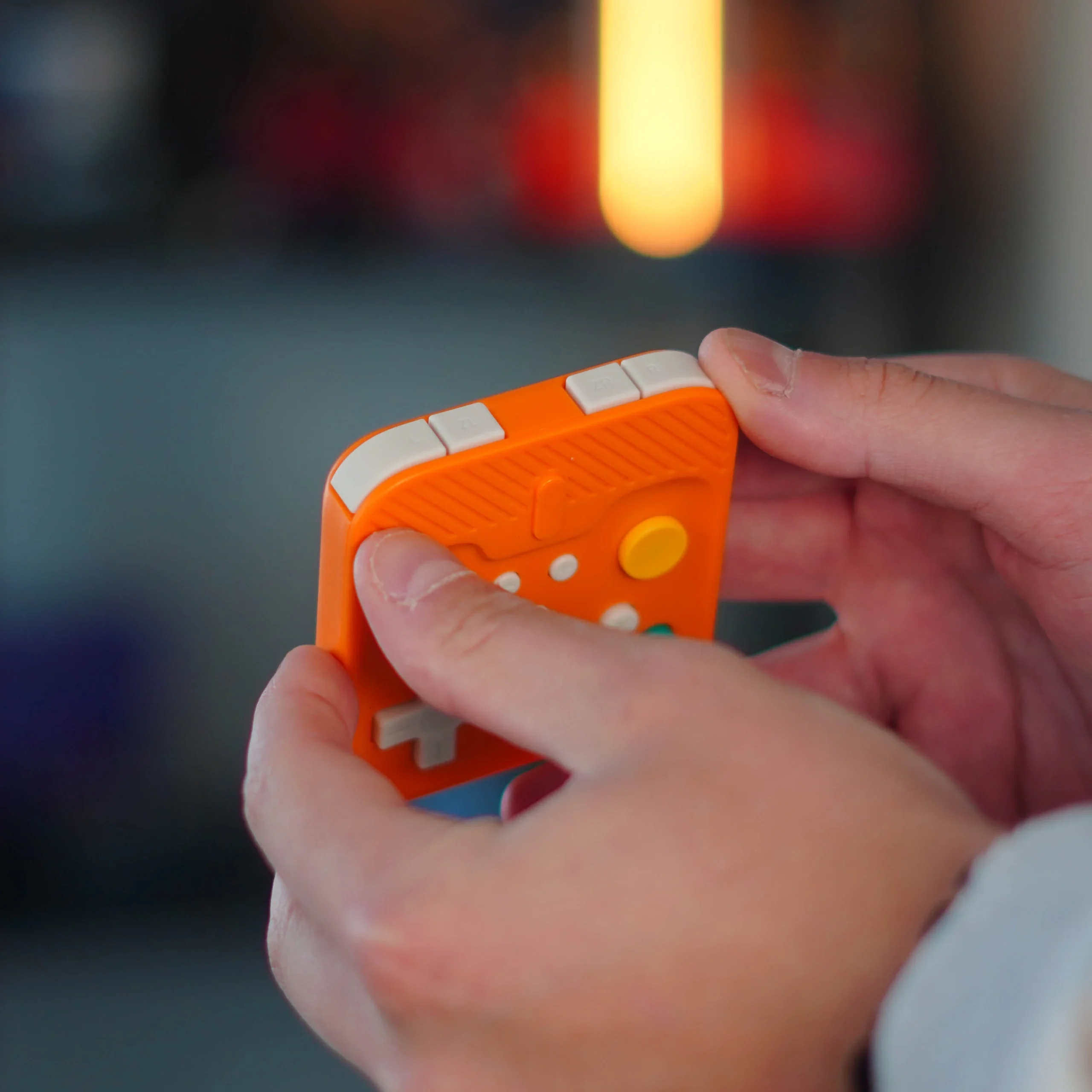 Nikmati Permainan Retro di iPhone dengan Pengontrol MagSafe Ringkas