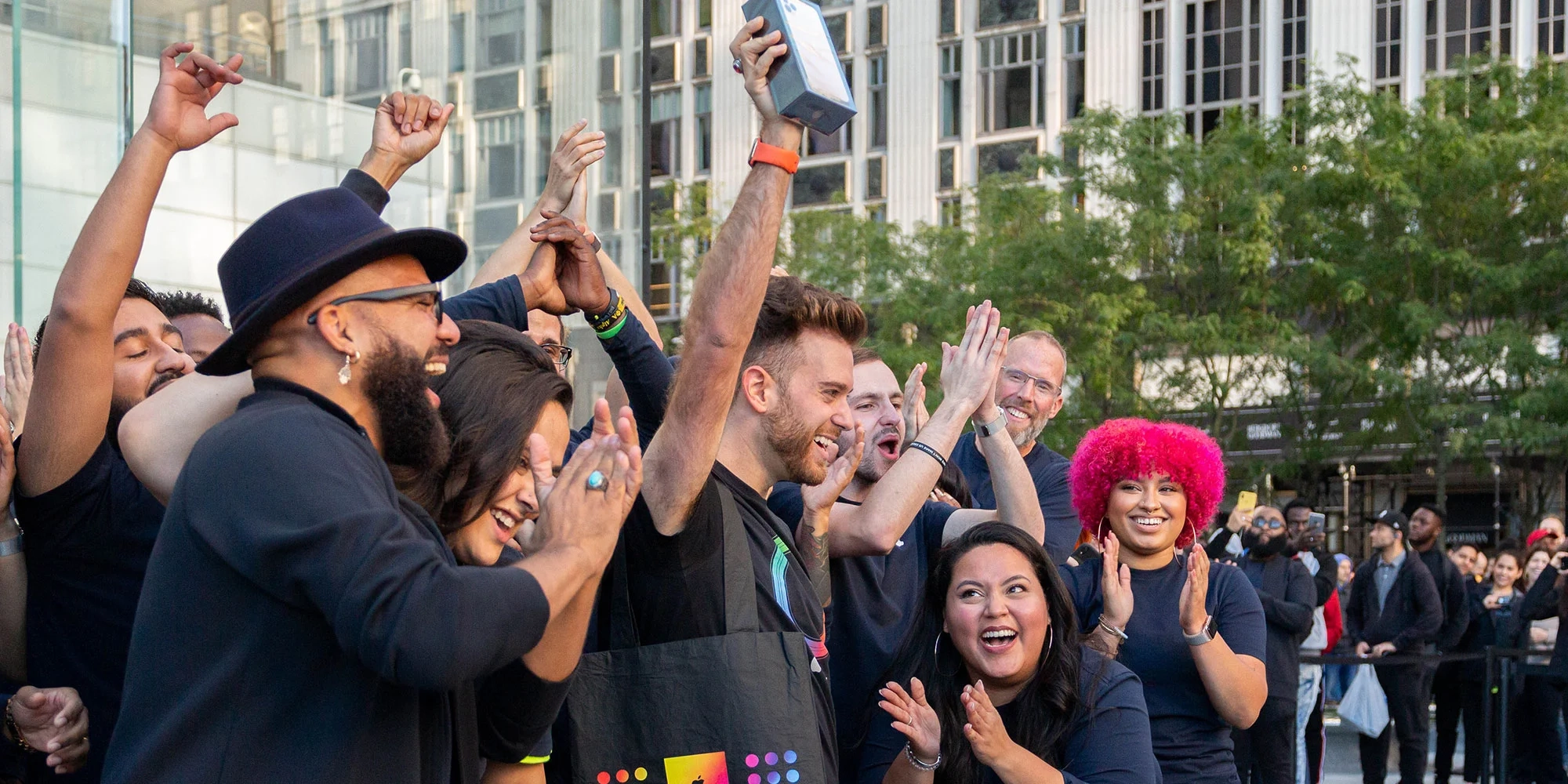 Apple Mengumumkan 2,5 Miliar Perangkat Aktif Secara Global