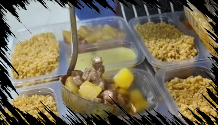 Kota di Turki Ini Kirim Makanan Gratis untuk Berbuka Puasa ke Rumah Warga Kota di Turki Ini Kirim Makanan Gratis untuk Berbuka Puasa ke Rumah Warga