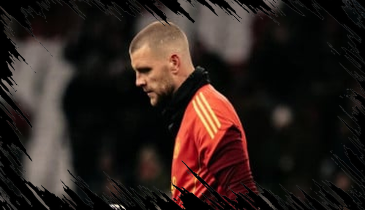 Pelatih Ajax Dukung Maarten Paes Hadapi Kritikan dengan Tegas dan Penuh Keyakinan