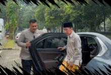 Jokowi, Iriana, dan Kaesang Ikuti Salat Id Bersama di GBK Jakarta