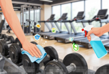 Menjaga Kebersihan Alat Olahraga di Pusat Kebugaran Setelah Digunakan Sangat Penting